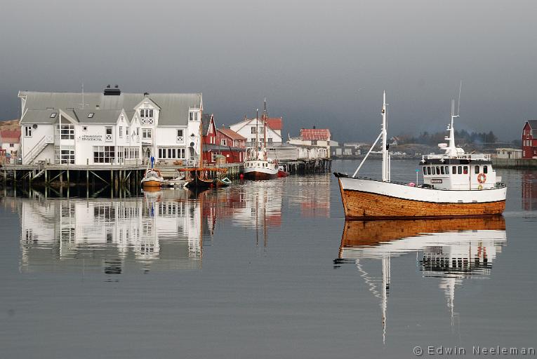 ENE-20090428-0048.jpg - [nl] Henningsvær, Austvågøy, Lofoten, Noorwegen[en] Henningsvær, Austvågøy, Lofoten, Norway